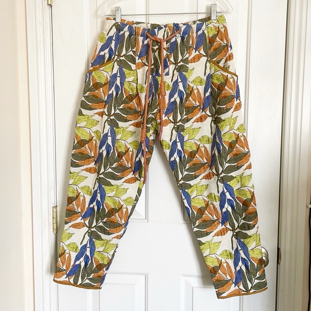 Love Binetti Walk On By Embroidered Leaf Print Boho Crop Tapered Pants size S - Picture 2 of 12